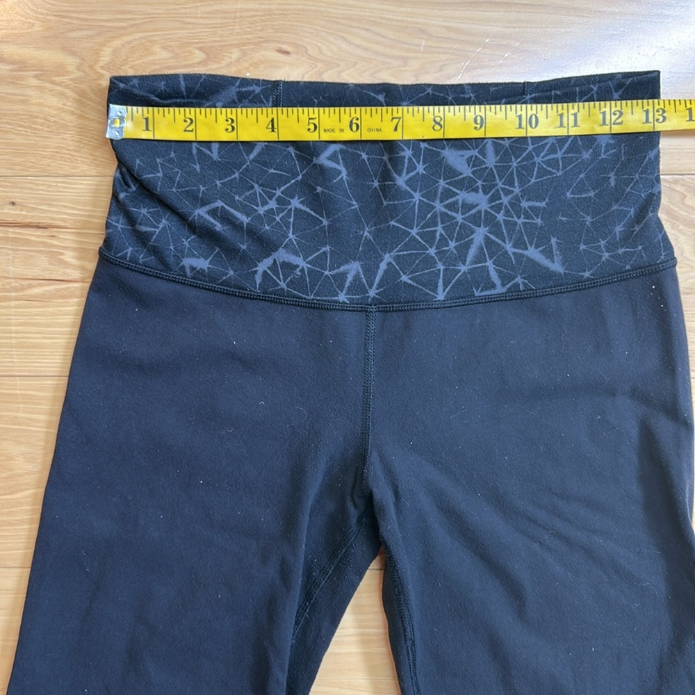 Lululemon Black Geometric Patterned Flare Legging… - image 3